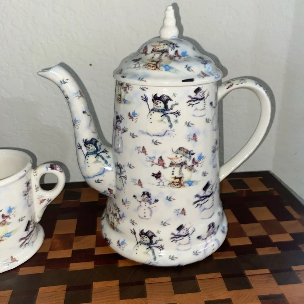 Vintage Grace Snowman Christmas Holiday Porcelain Tea\Coffee Set Kettle/4 Mugs